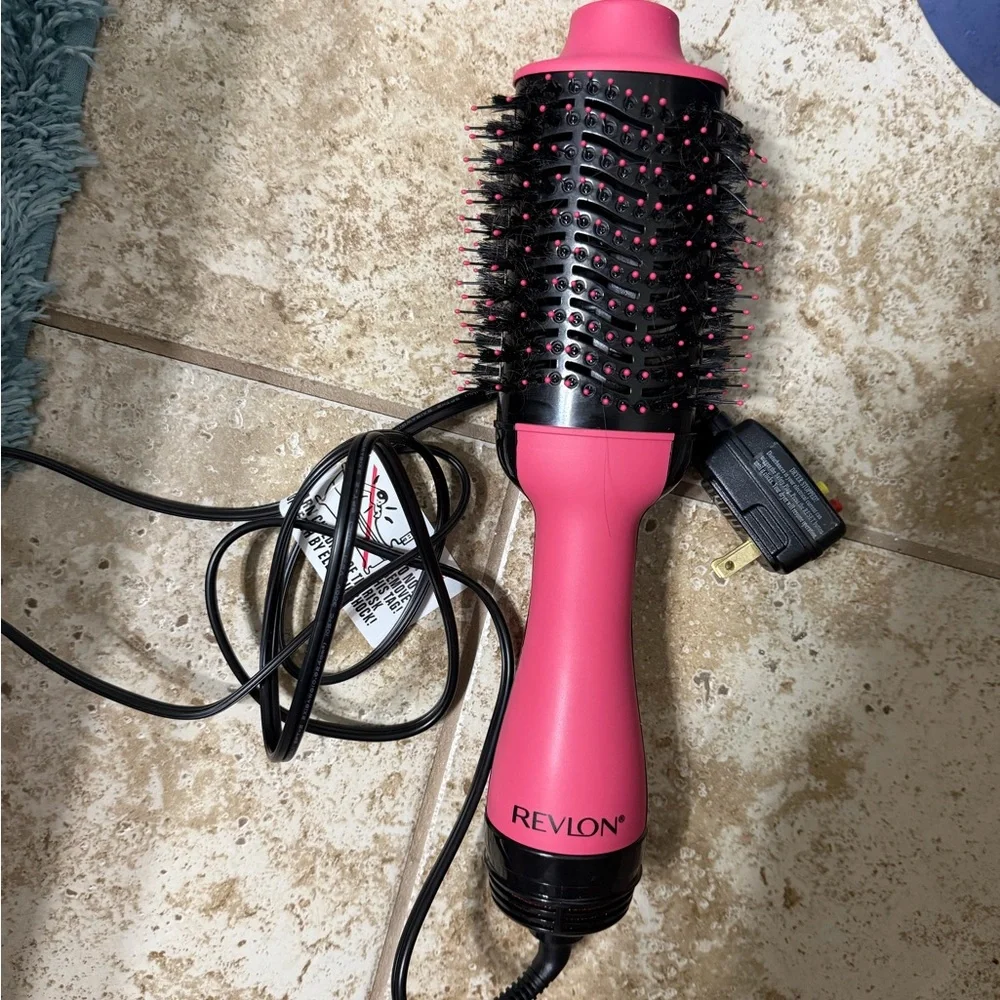Revlon Hot Pink Hair Styling Brush - Picture 2 of 2